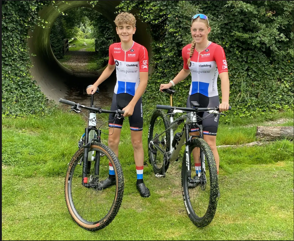 Max en Isis naar EK mtb in Zweden