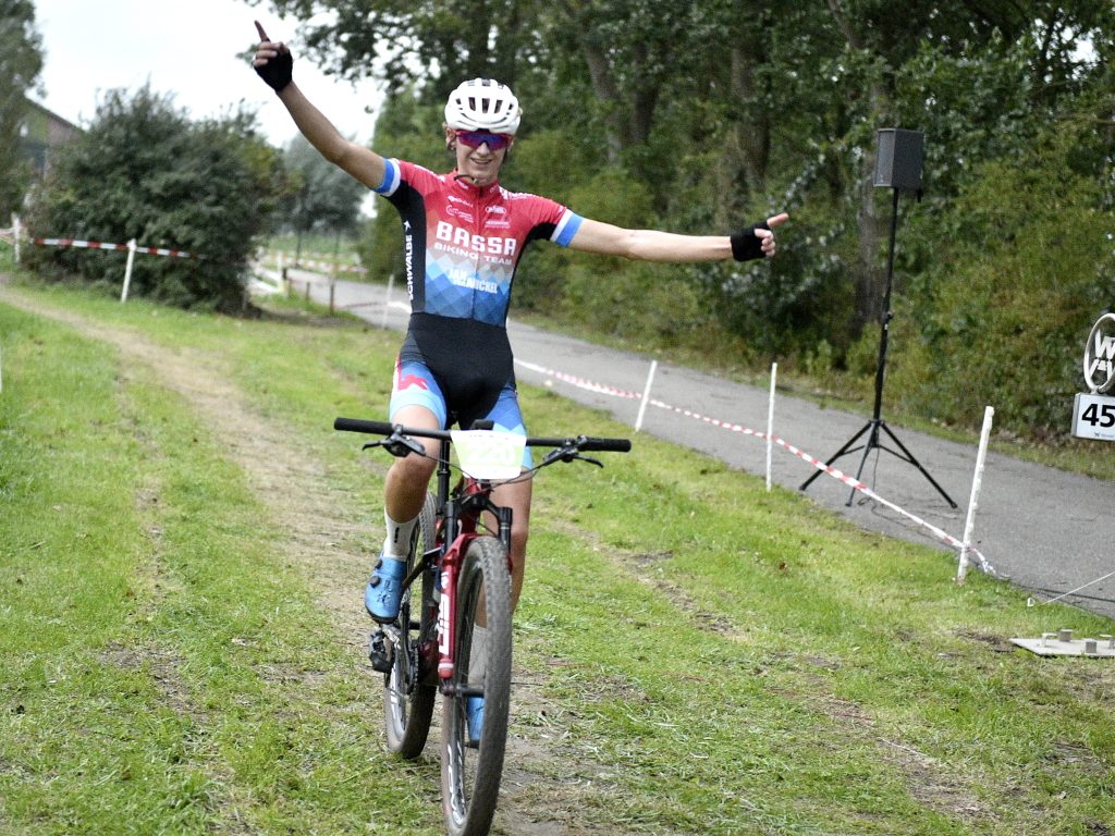 Drukke MTB dag bij Jan van Arckel